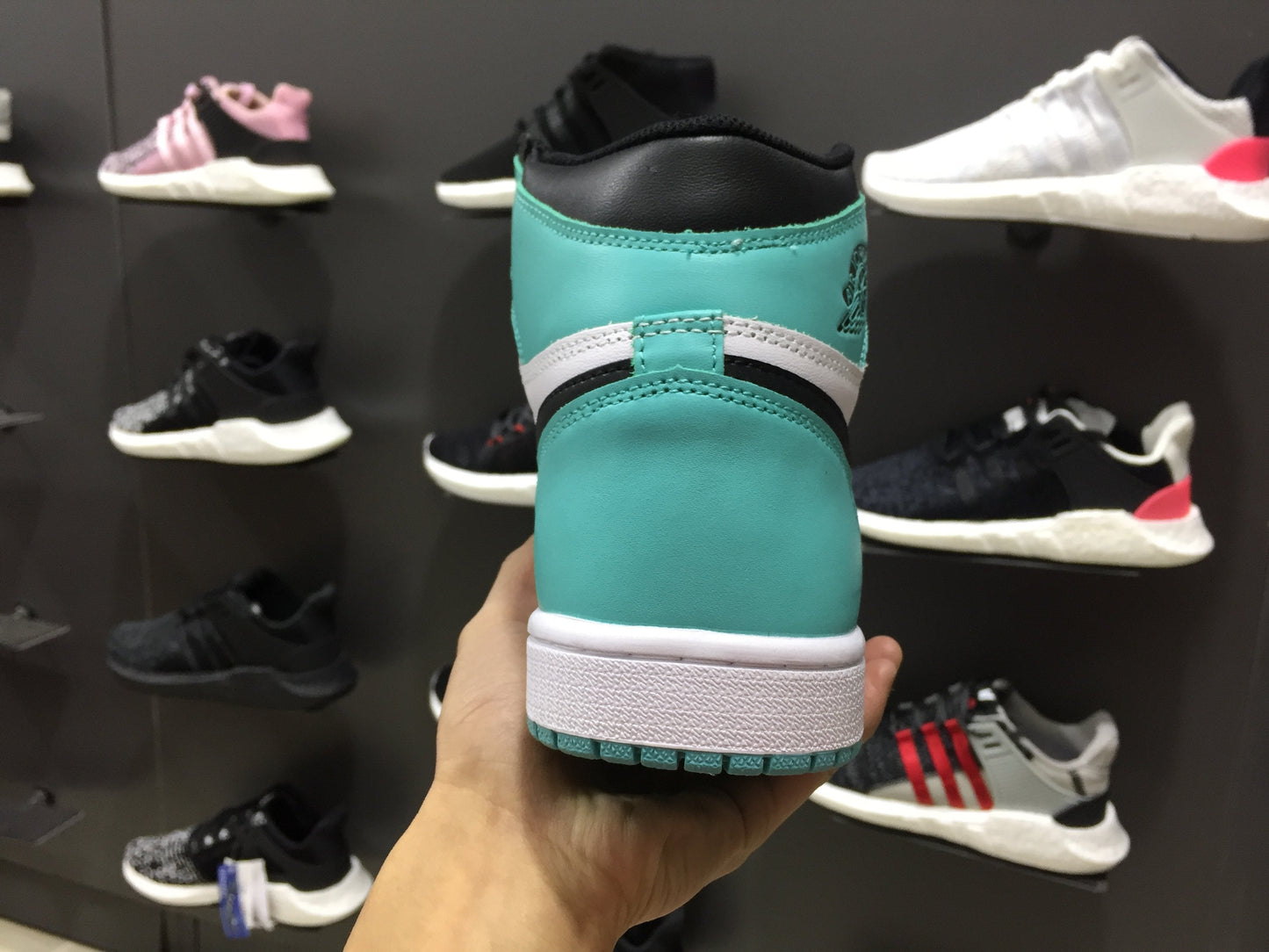 Aj 1 Retro High Igloo Shoes Men'S Sneakers – Nk0000581