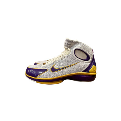 Nike Air Zoom Huarache 2K4 basketball shoes, Kobe Bryant associated sneaker