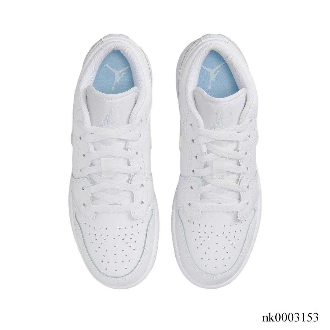 Aj 1 Low Glitter Swoosh Shoes Men'S Sneakers – Nk0003153