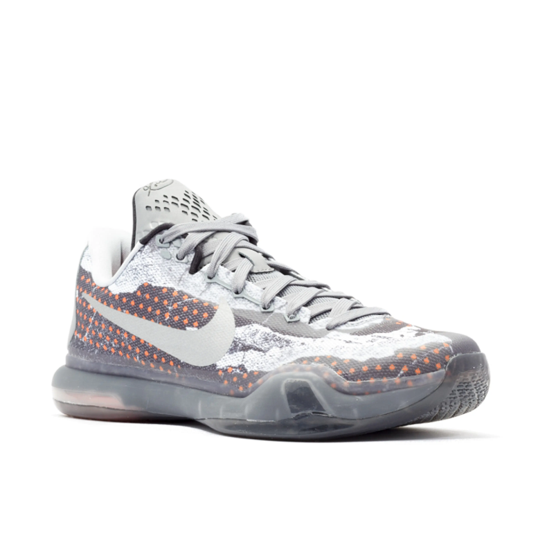 Nike Kobe 10 Pain Basketball Shoe in Tumbled Grey and Night Silver