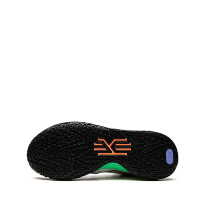 Nike Kyrie 7 "Visions" Basketball Shoe in multicolor with contrasting panels and Zoom Air cushioning.