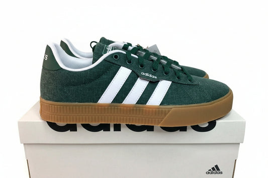 Adidas 3.0 Daily Shoes in Collegiate Green – Men’s Size 11.5 IF7487, featuring canvas upper and gum outsole.