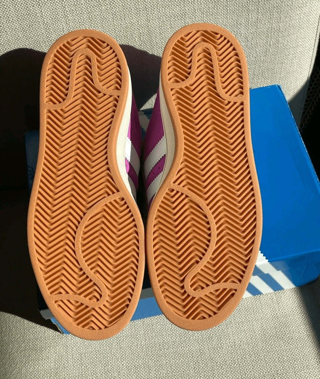 Adidas Campus 00s Women’s Sneakers showing the gum rubber outsole and retro design details.