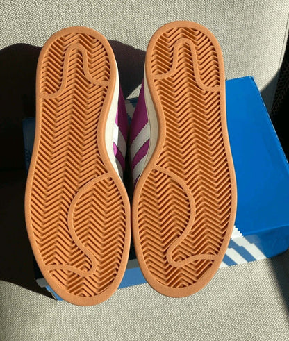 Adidas Campus 00s Women’s Sneakers showing the gum rubber outsole and retro design details.