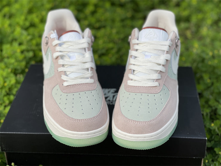 AF 1 Low Shapeless, Formless, Limitless Jade Shoes Women's Sneakers – Nk0001985