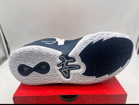 Kyrie 6 basketball sneakers size 14 showing the outsole design and traction pattern.