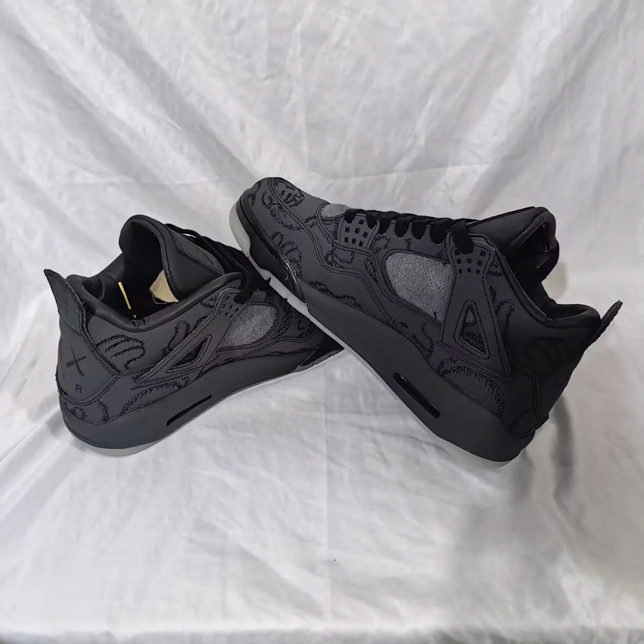 Kaws X Aj 4 Black Shoes Men'S Sneakers – Nk0000025