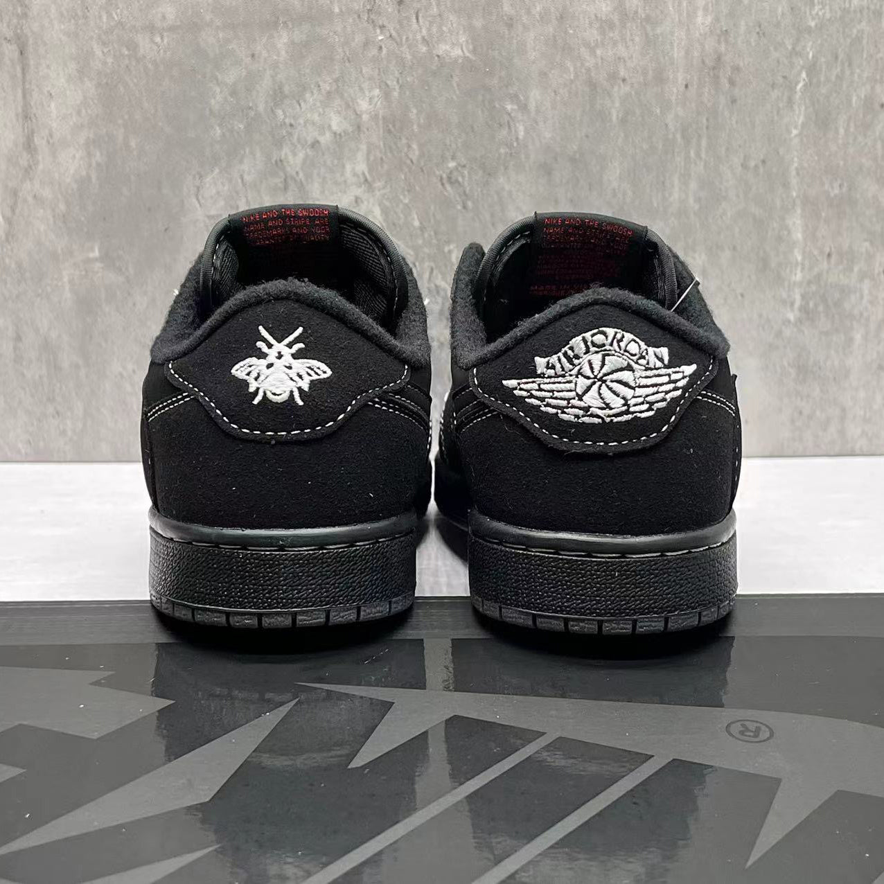 Travis Scott x AJ 1 Low Black Phantom Shoes Women's Sneakers – Nk0002354
