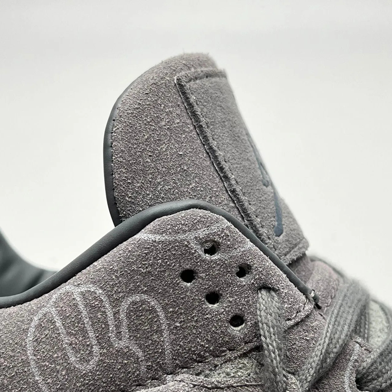 Kaws X Aj 4 Cool Grey Shoes Men'S Sneakers – Nk0003104