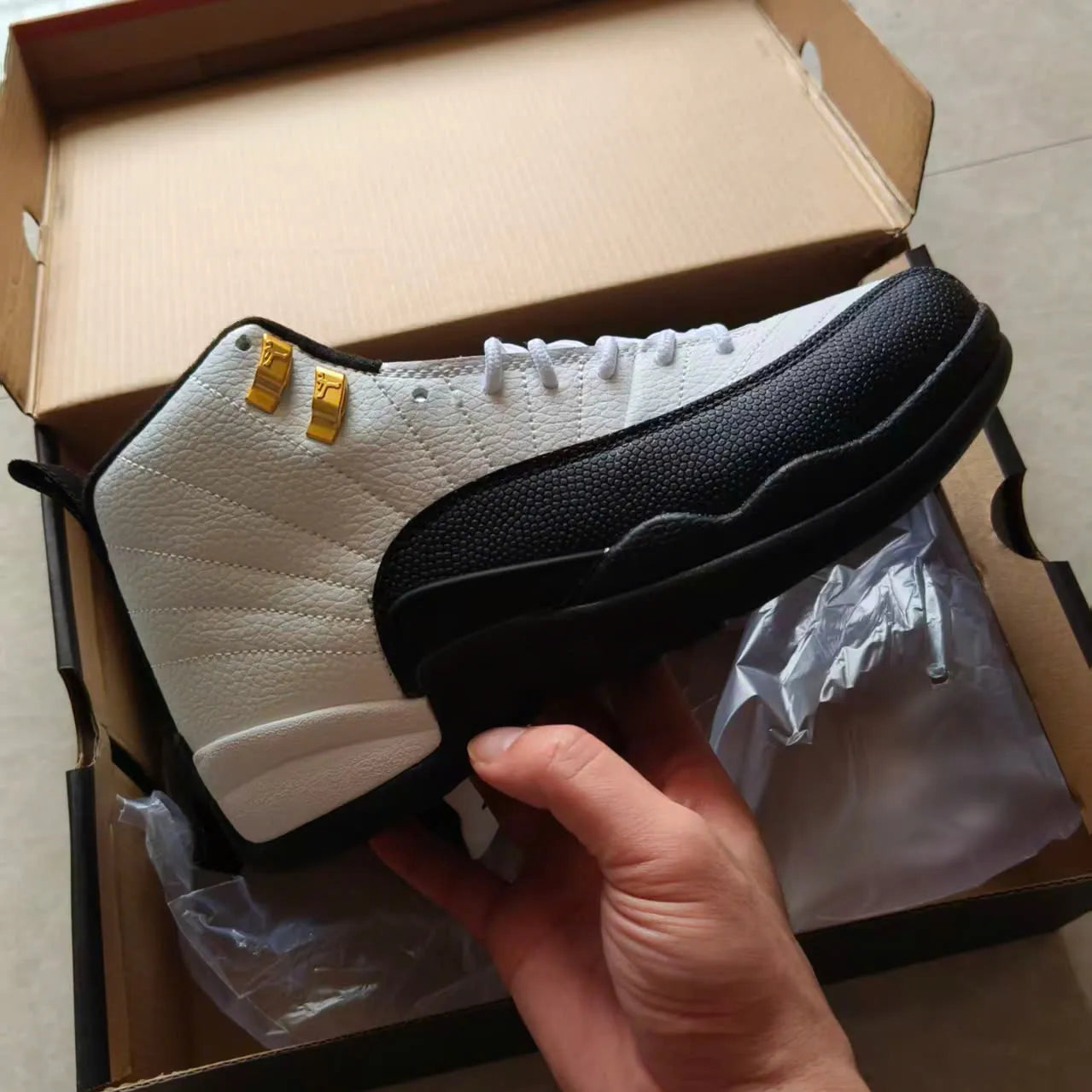 AJ 12 Taxi 2025 Shoes Women's Sneakers – Nk0004342