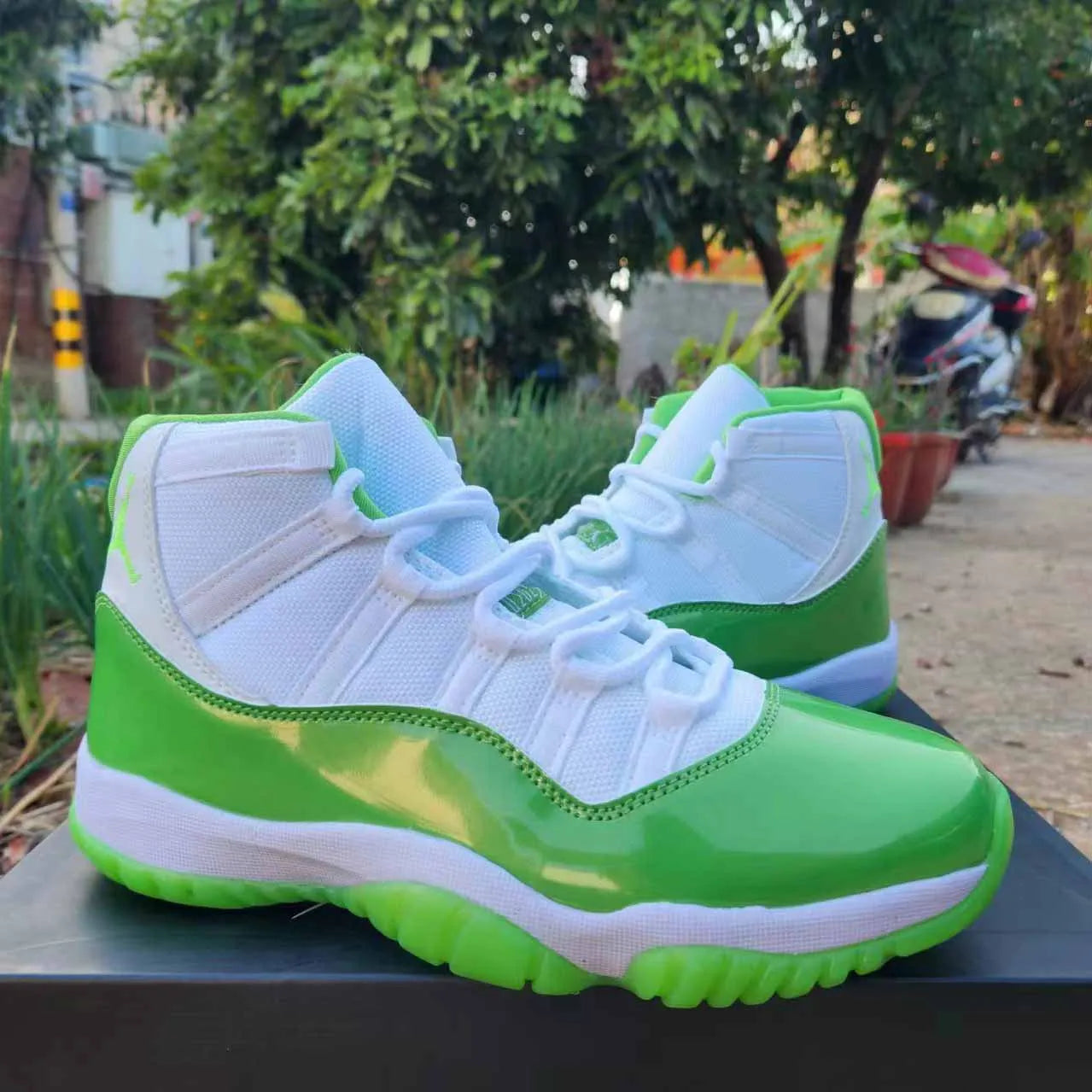 Aj 11 Lime Green Shoes Men'S Sneakers – Nk0004375