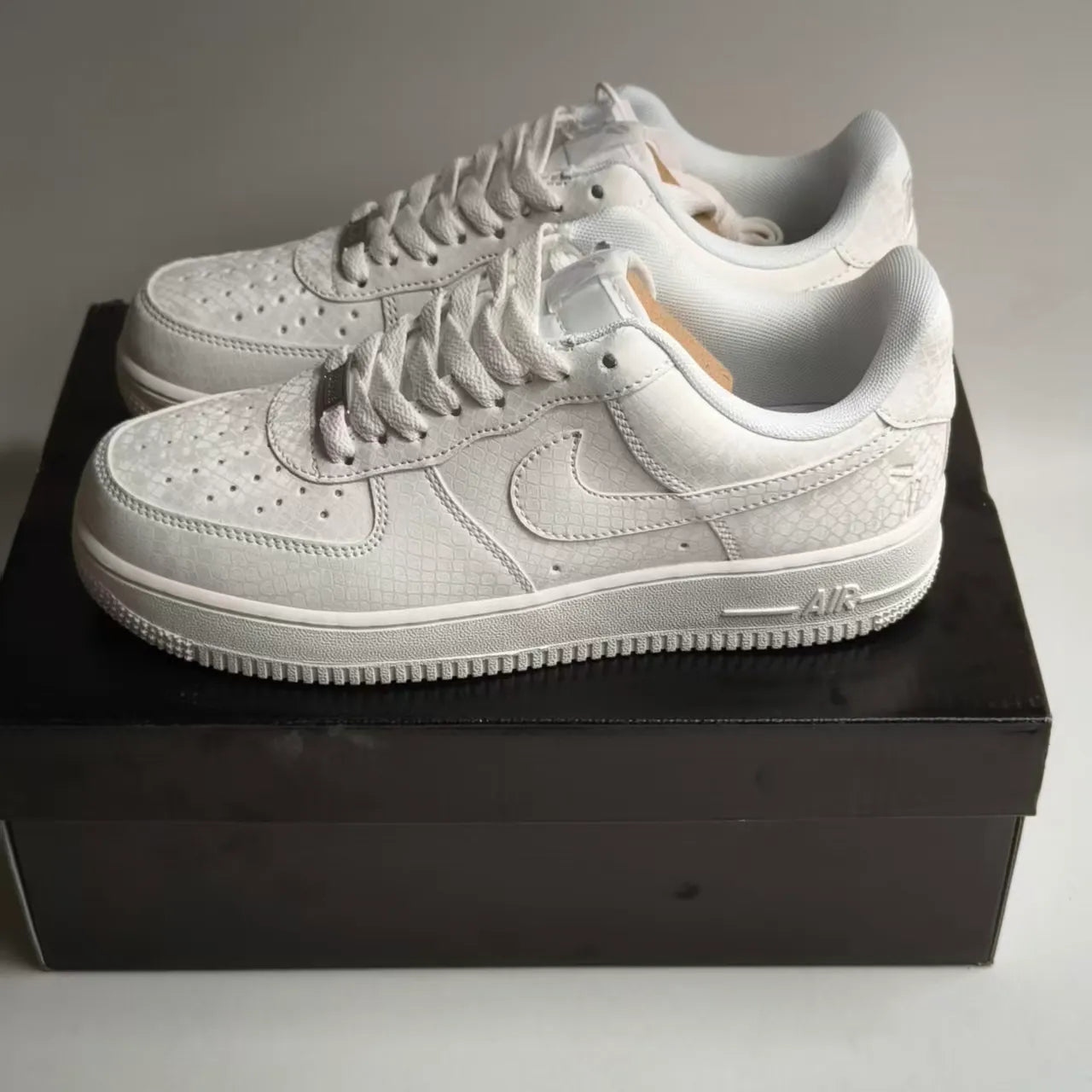 Kobe Bryant X Af 1 Low Triple White Shoes Men'S Sneakers – Nk0004496