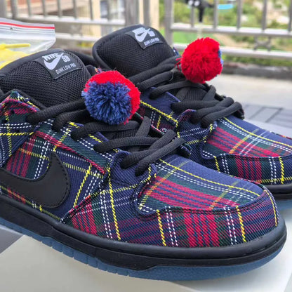 Nardwuar x Dunk Low SB Pro Tartan Shoes Women's Sneakers – Nk0004674