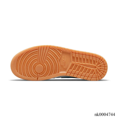 AJ 1 Low SE Barcelona Cyber Teal Shoes Women's Sneakers – Nk0004744