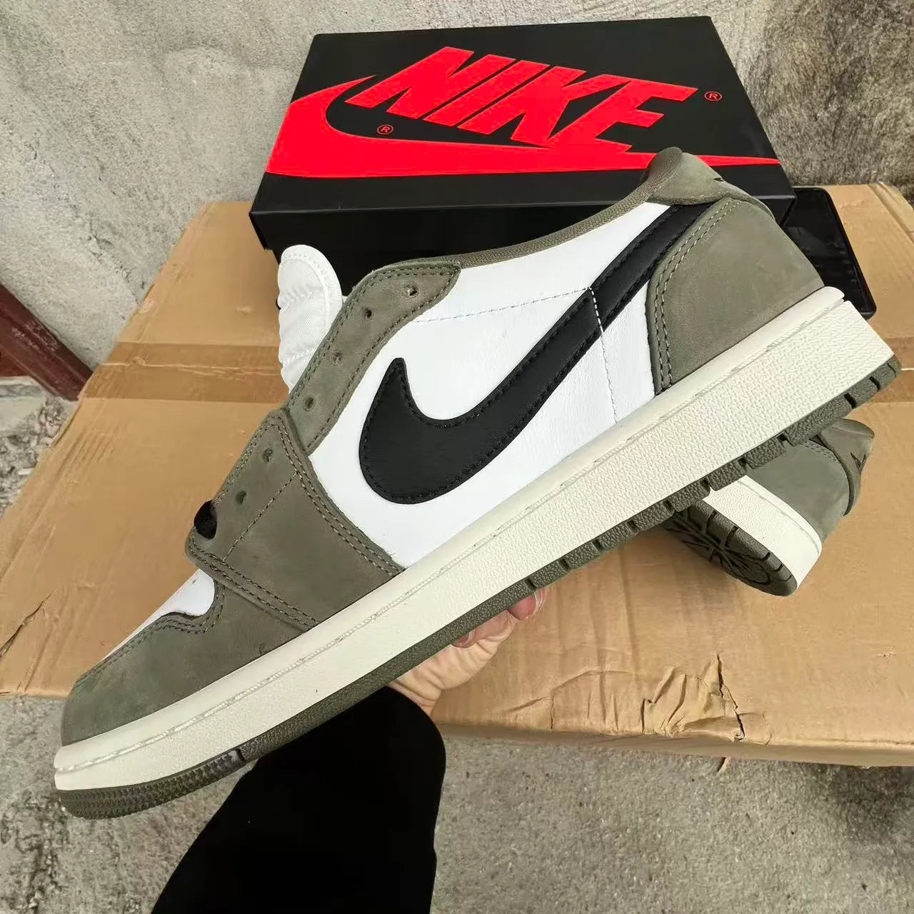 AJ 1 Low OG Medium Olive (2026) Shoes Women's Sneakers – Nk0004774